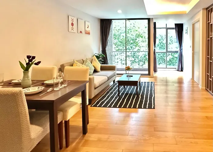 Living Ploenchit 아파트 *